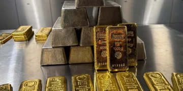 الذهب يرتفع للجلسة الرابعة توالياً ويسجل أعلى مستوى في سبعة أسابيع