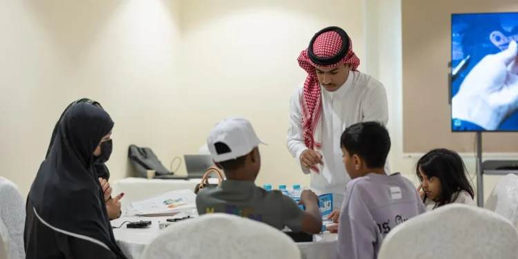 جمعية البر بمكة تنفّذ معسكري «اكتشاف» و«الجيل التقني» لتأهيل المستفيدين