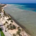 شاطئ الدقم بأملج يستقطب الزوار بإطلالات بحرية ومرافق ترفيهية متكاملة