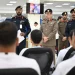 وكيل وزارة الداخلية للشؤون العسكرية يتفقد إجراءات القبول في دورة تأهيل الضباط الجامعيين الـ56