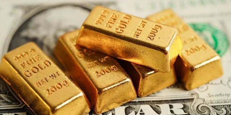 الذهب يبلغ أعلى مستوياته منذ شهرين مع ترقب بيانات التضخم الأمريكية