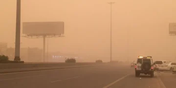 «الأرصاد» يُنبّه من أتربة مثارة ورياح نشطة تضرب نجران ومحافظات عدة