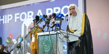 من العاصمة النيجيرية أبوجا.. وبرعاية فخامة رئيس الجمهورية: د.العيسى يطلق مبادرةَ رابطة العالم الإسلامي للسِّلم المجتمعيّ في غرب أفريقيا