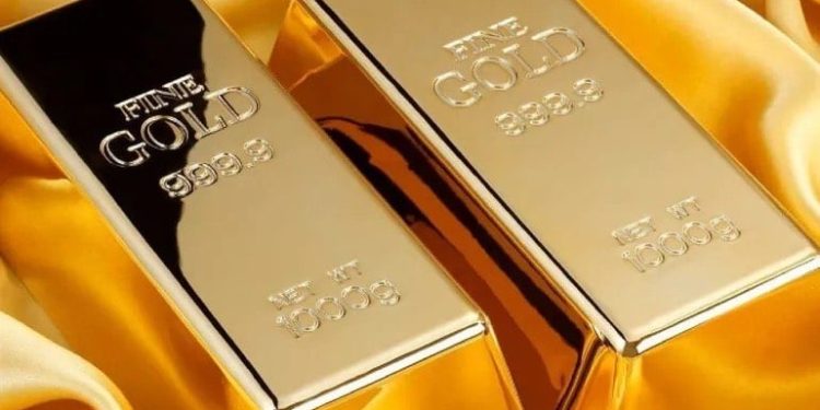 الذهب يتجاوز 4416 دولاراً مدعوماً بضعف الدولار وتوقعات تثبيت الفائدة