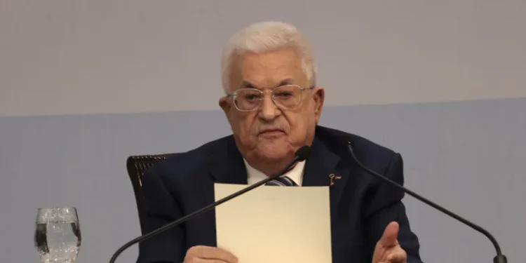 “محمود عباس” من أنقرة: لن نقبل التهجير وإسرائيل تحتجز 6.5 مليارات دولار من أموالنا