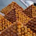 250 طناً من التمور يومياً في سوق البكيرية بنسخته السابعة عشرة