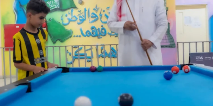 مدير تعليم الطائف يتابع تفاعل الطلبة مع برنامج «نادينا»
