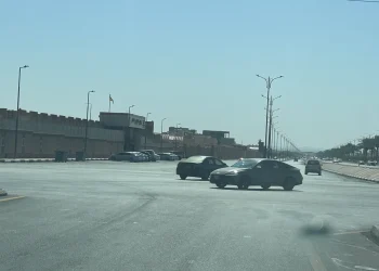 مطالب بتنظيم تقاطع طريق جديد شمال حائل ورفع رصيف مخالفات أمام المشاتل