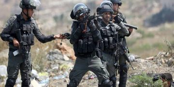 إصابة 3 فلسطينيين برصاص الاحتلال ومستعمرين في الضفة