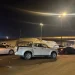 غرفة تفتيش صرف صحي تتوسط طريقًا في محايل وتُلحق أضرارًا بمركبات