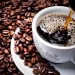 القهوة الساخنة أم الباردة.. أيهما يمنحك كافيين ومضادات أكسدة أكثر؟