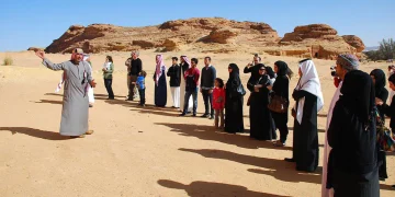 السياحة تؤهل 3500 سعودي للحصول على رخصة الإرشاد السياحي .. هذه الشروط