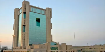 أمانة جدة تضبط لحوماً فاسدة وتُزيل أسواقاً عشوائية في حملات رقابية متزامنة