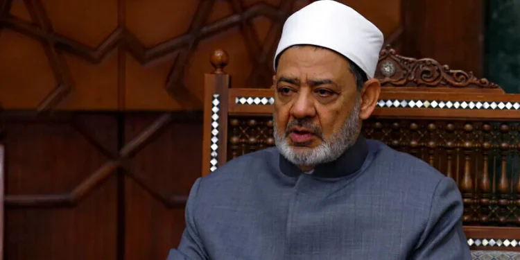 شيخ الأزهر يحذّر من «غزو ثقافي» يستهدف الشباب ويهدد الهوية والقيم