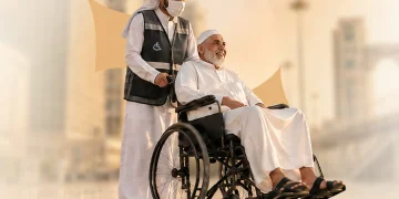 خدمات متكاملة لكبار السن وذوي الإعاقة في الحرمين.. من الترجمة إلى مسارات التنقل