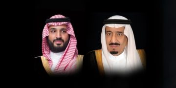 الملك سلمان وولي العهد يهنئان زيلينسكي بذكرى استقلال أوكرانيا