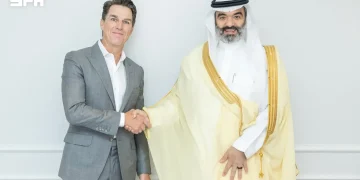 “السواحه” يبحث في باريس شراكات بالذكاء الاصطناعي والألعاب والحوسبة الكمية مع كبرى الشركات العالمية