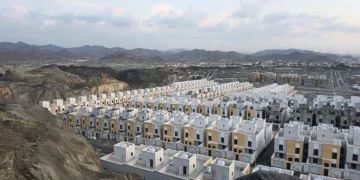 سكان ” رتاج مكة ” يطالبون باستكمال الخدمات ومعالجة تحديات المياه والمرافق