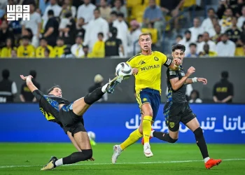 النصر يقلب الطاولة على التعاون ويحافظ على صدارة دوري روشن