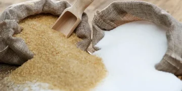 وزارة الصحة: السكر البني لا يختلف عن الأبيض في السعرات الحرارية