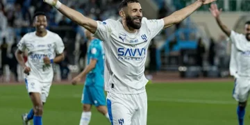 بنزيما يتجه للرحيل عن الهلال في الانتقالات الصيفية