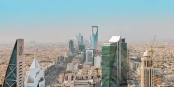 موجة حارة على أجزاء من منطقة الرياض غدًا 