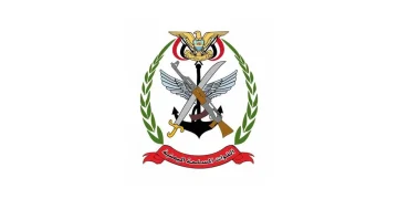بـ14 صاروخًا باليستيًا ومسيّرات.. الحوثيون يستهدفون الساحل الغربي والدفاعات الجوية تتصدى
