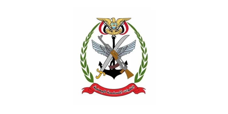 بـ14 صاروخًا باليستيًا ومسيّرات.. الحوثيون يستهدفون الساحل الغربي والدفاعات الجوية تتصدى