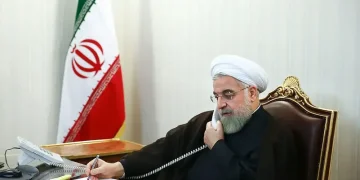 “روحاني” يهاجم إعلام إيران الرسمي ويطالب بوضعه تحت تصرف الشعب