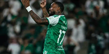 وسط مطاردة لاعب الهلال سافيتش.. لاعب الأهلي توني يتصدر هدافي دوري روشن