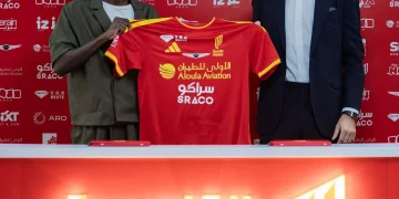 القادسية يتعاقد مع مامادو سانجاري موهبة مانشستر سيتي بعقد حتى 2029