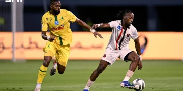 التعادل السلبي يجمع الخليج والرياض في افتتاح الجولة السادسة من دوري روشن
