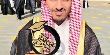 جامعة الطائف تستقبل أول طالب من ذوي التوحد في كلية الآداب