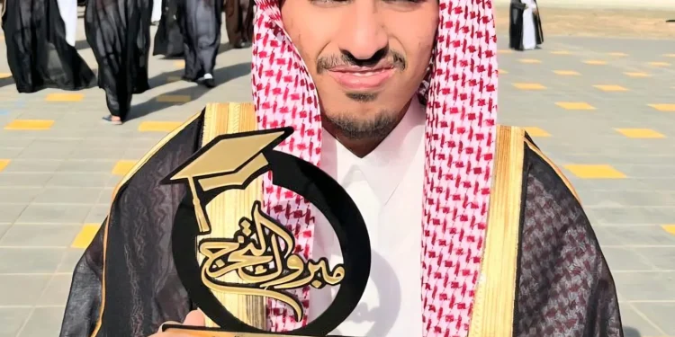 جامعة الطائف تستقبل أول طالب من ذوي التوحد في كلية الآداب