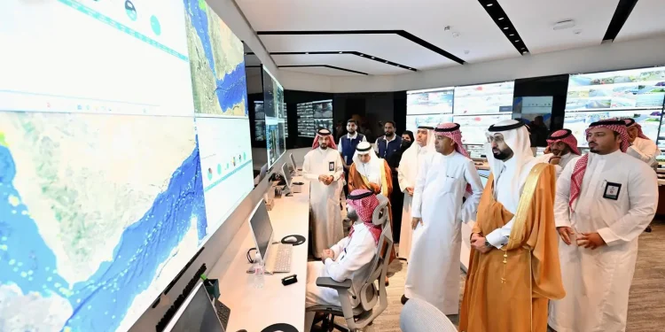 رئيس «الغذاء والدواء» يزور ميناء جدة الإسلامي ويطّلع على منظومته التشغيلية