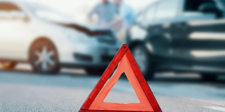 “أبشر”: تفويض قيادة المركبة للآخرين لا يضمن التغطية التأمينية.. والعبرة بشروط الوثيقة