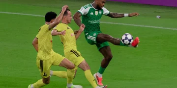 البريكان ينقذ الأهلي من الخسارة أمام باختاكور في دوري أبطال آسيا