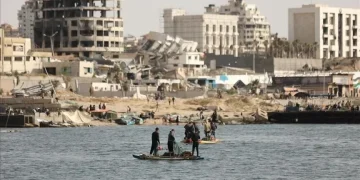 استشهاد صياد فلسطيني برصاص الزوارق الحربية الإسرائيلية في غزة