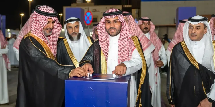 نائب أمير حائل يدشّن حملة «معافى.. عِش بعافية» الصحية بالمنطقة
