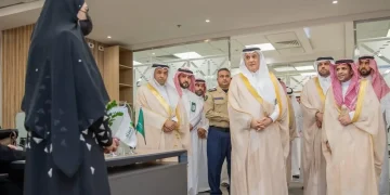 وزير “البيئة” يطلق مركز “إسناد” لتوحيد الخدمات المشتركة وتحسين جودة الخدمات المقدمة