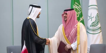 وزيرا داخلية السعودية وقطر يعقدان الاجتماع الرابع للجنة الأمنية والعسكرية المشتركة