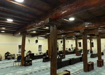 مسجد السقا غرب أبها.. تحفة معمارية وتراثية تجذب الزوار