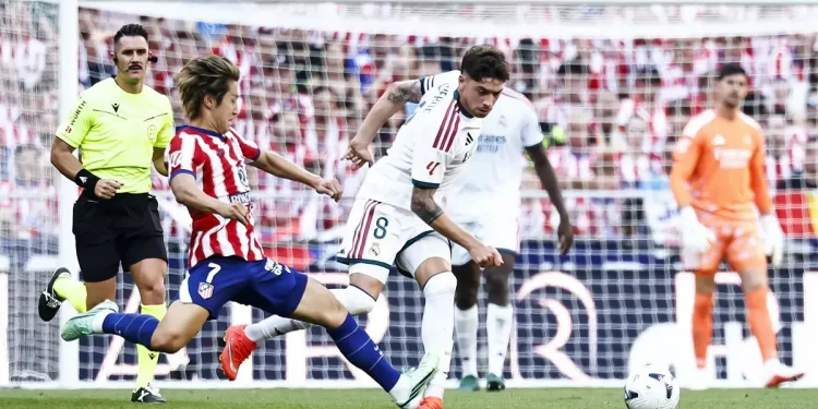 في الجولة السابعة من الدوري الإسباني.. ريال مدريد يسقط بعشرة لاعبين أمام أتلتيكو في الديربي