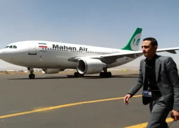 إيران تلغي رحلاتها إلى بغداد ومسقط مع دخول عقوبات أميركية على طيرانها حيز التنفيذ