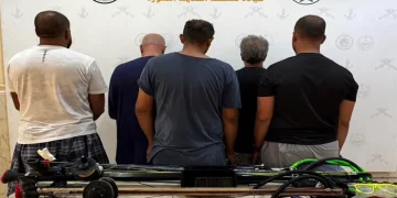 حرس الحدود بينبع يضبط 5 مخالفين للأنشطة البحرية صيداً دون تصريح وأدوات محظورة