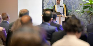الأمين العام لرابطة العالم الإسلامي يلقي الكلمة الافتتاحية لفعالية مفوَّضية شؤون اللاجئين للدورة “٨١” للجمعية العامّة بالأمم المتحدة بنيويورك