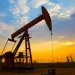 النفط يقفز أكثر من 3% وبرنت يتجاوز 107 دولارات للبرميل