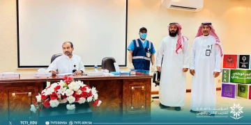 كلية التقنية للاتصالات بجدة تُطلق حملة تطعيم ضد الإنفلونزا الموسمية لمنسوبيها