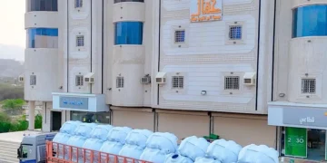جمعية البر بحقال توزع 350 خزان مياه على أسر محتاجة بدعم «سقاية الخيرية»