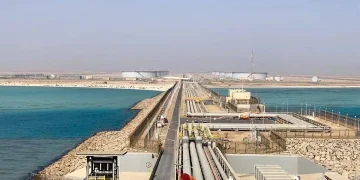 «بلومبيرغ»: السعودية ترفع تدفقات «شرق-غرب» إلى أكثر من 80% من طاقته.. والتعافي أسرع من توقعات «كبلر»